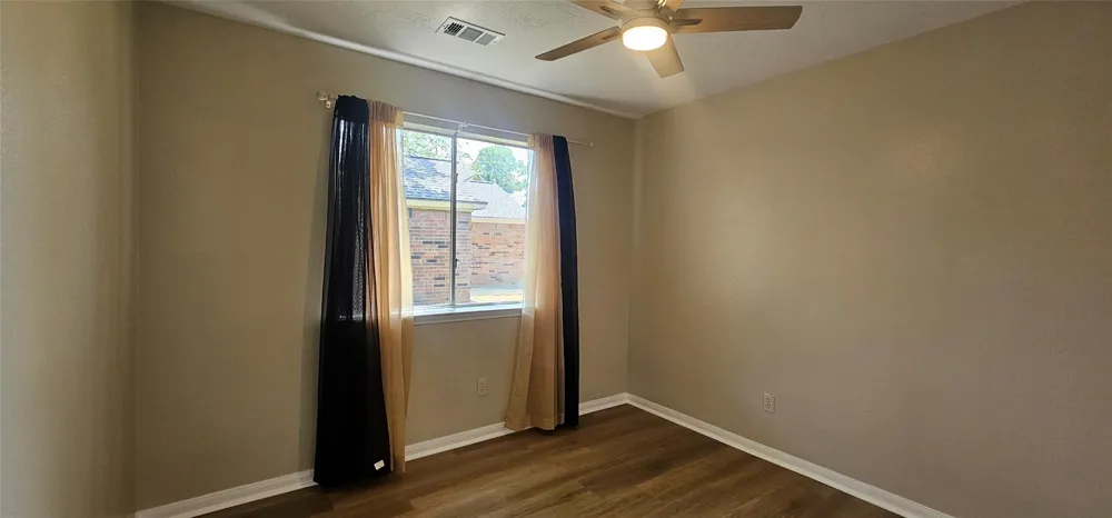10538 Twin Circles Drive Montgomery, TX 77356