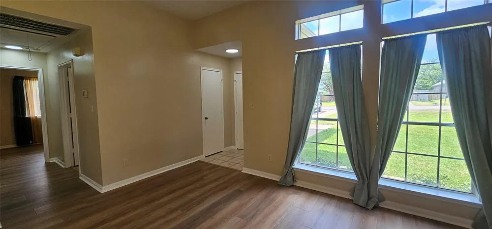 10538 Twin Circles Drive Montgomery, TX 77356
