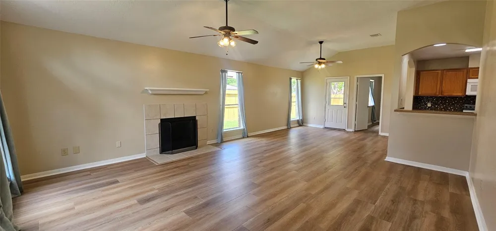 10538 Twin Circles Drive Montgomery, TX 77356