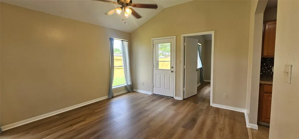 10538 Twin Circles Drive Montgomery, TX 77356