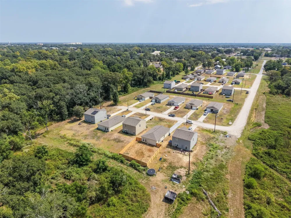 2537 18th Street Hempstead, TX 77445