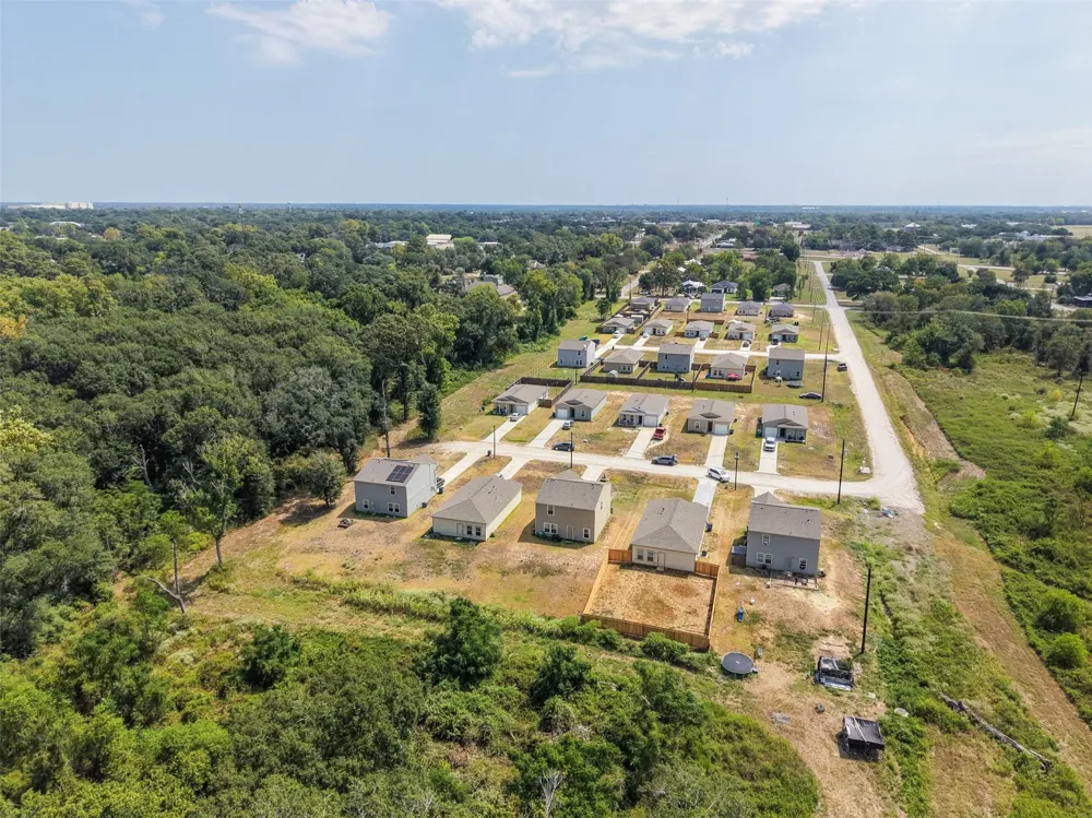 2537 18th Street Hempstead, TX 77445