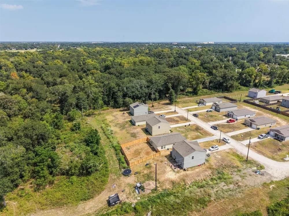 2537 18th Street Hempstead, TX 77445