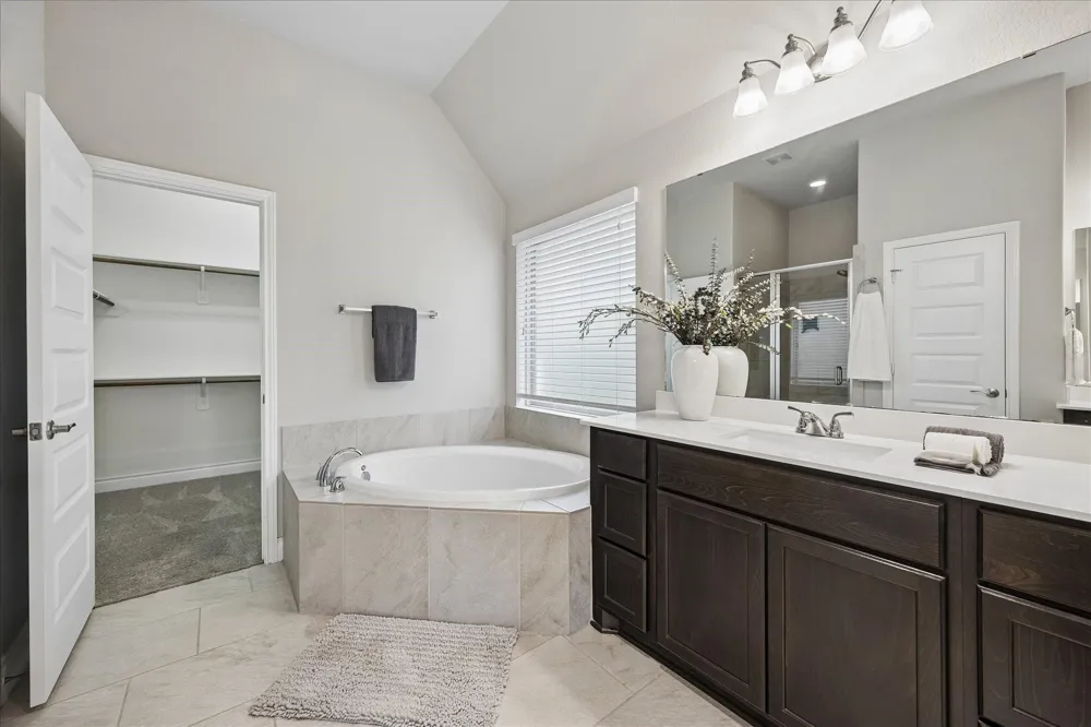 13833 Arbor Meadows Lane Pearland, TX 77584
