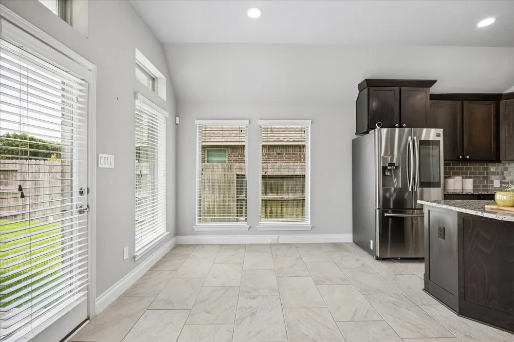 13833 Arbor Meadows Lane Pearland, TX 77584
