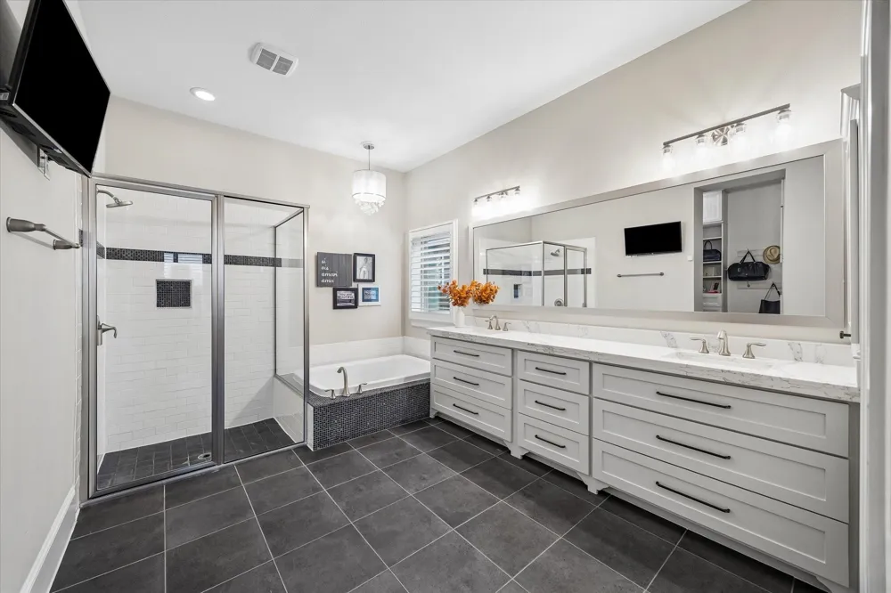 31734 Serrano Bluff Lane Spring, TX 77386