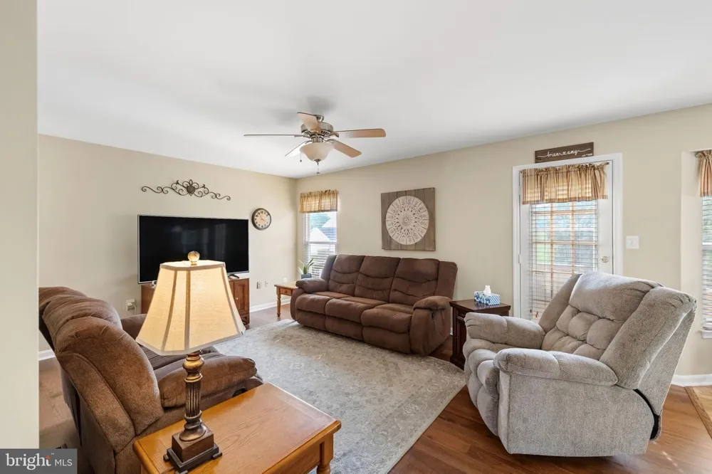 17 JENNY LYNN ROAD Fredericksburg, VA 22405