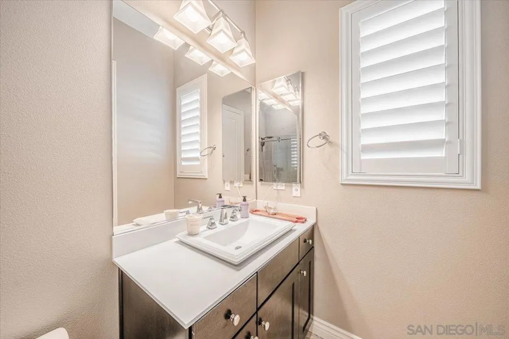 541 Ledge San Marcos, CA 92078