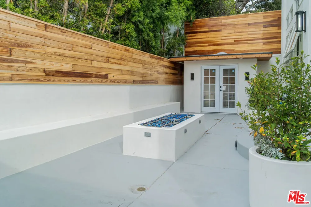 147 Napoleon Street Playa del Rey, CA 90293