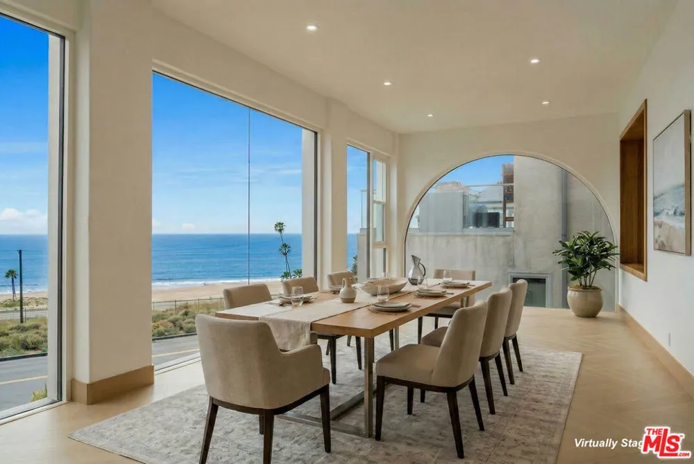 147 Napoleon Street Playa del Rey, CA 90293