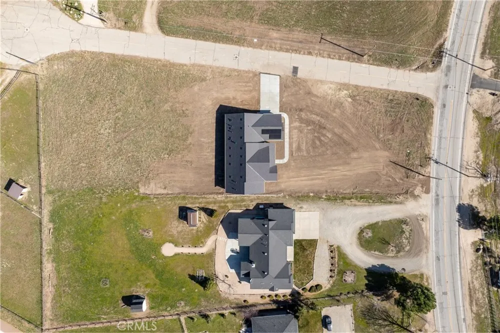 24401 Oaktree Court Tehachapi, CA 93561