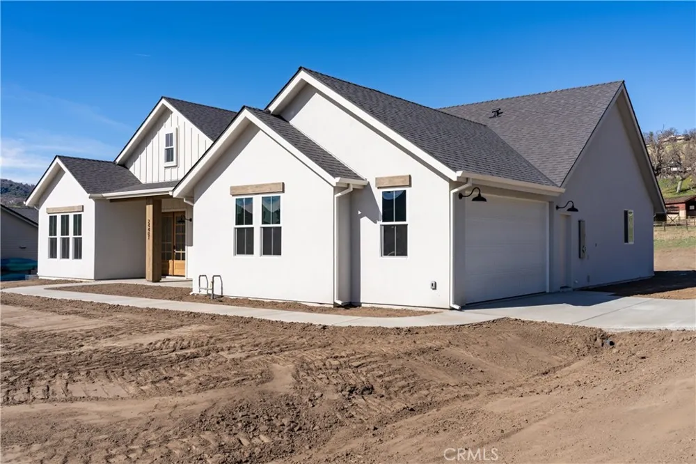24401 Oaktree Court Tehachapi, CA 93561
