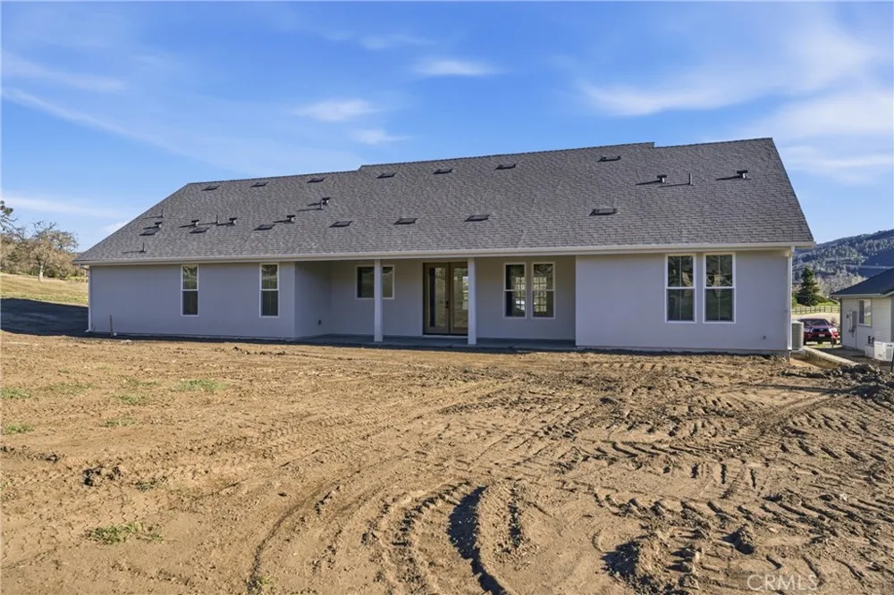 24401 Oaktree Court Tehachapi, CA 93561