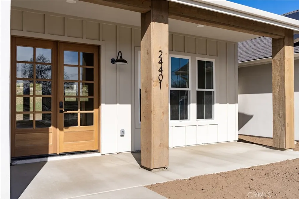 24401 Oaktree Court Tehachapi, CA 93561