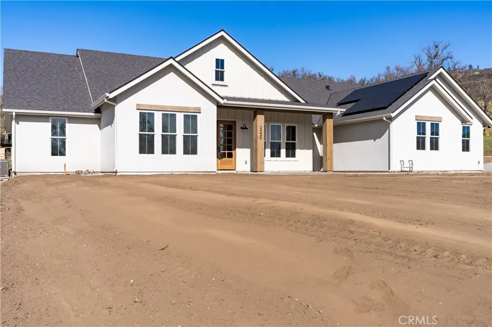 24401 Oaktree Court Tehachapi, CA 93561