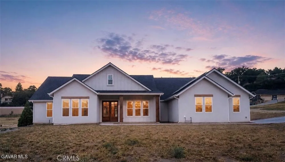 24401 Oaktree Court Tehachapi, CA 93561