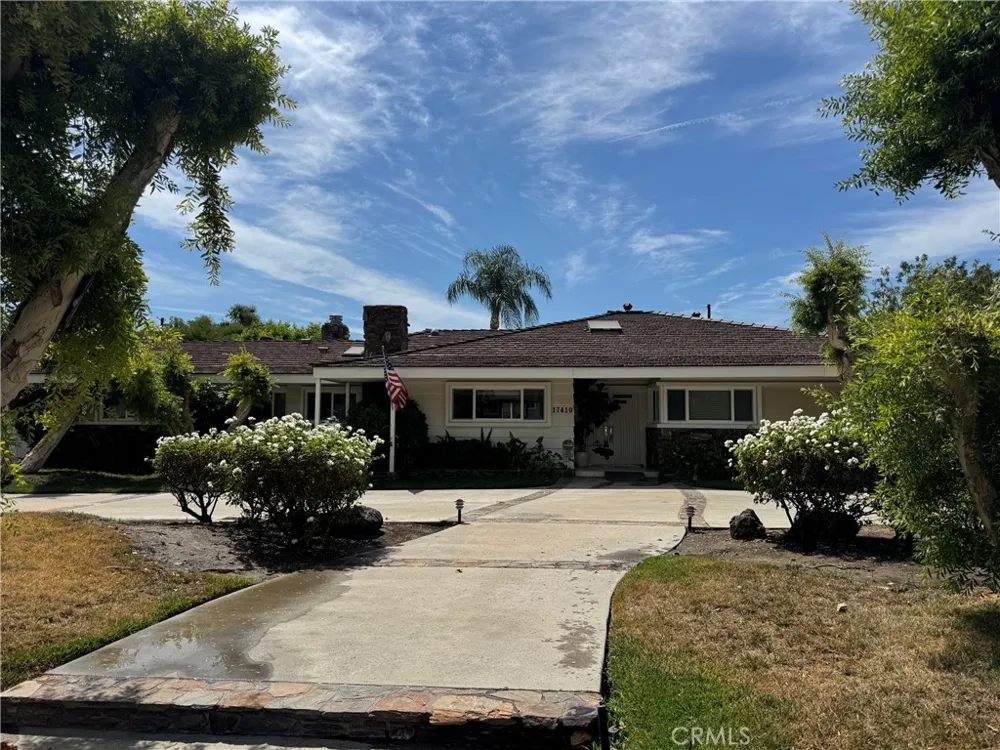 17410 Knapp Street Northridge, CA 91325