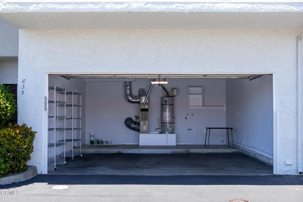 835 Casmalia Lane Ventura, CA 93001