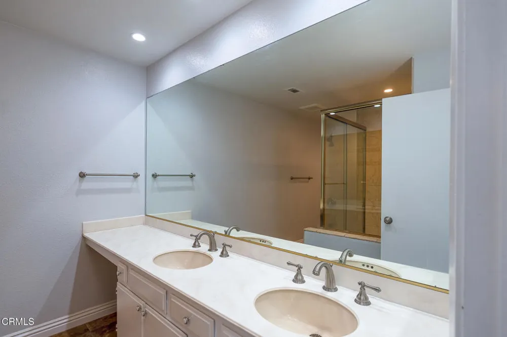 835 Casmalia Lane Ventura, CA 93001