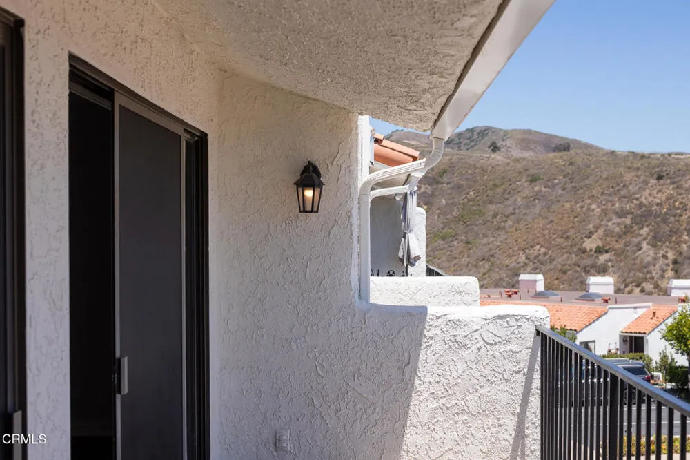 835 Casmalia Lane Ventura, CA 93001