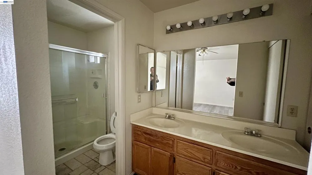 2149 Stormy Creek Ct Stockton, CA 95206