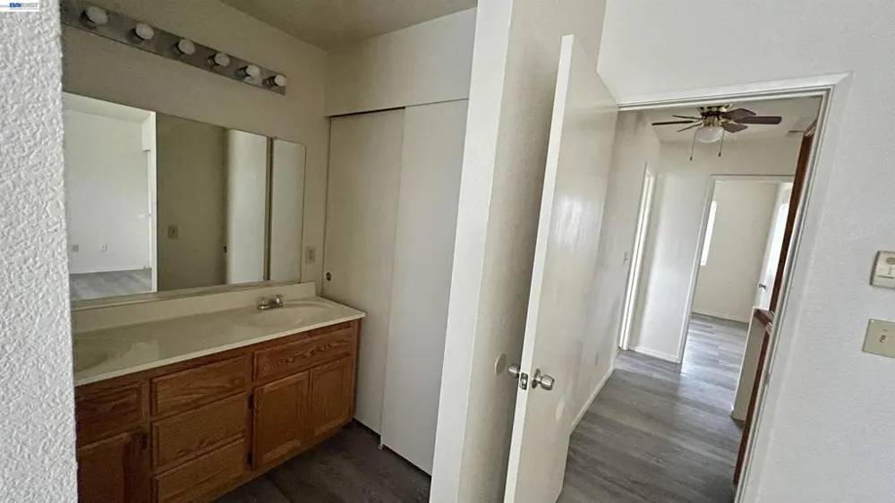 2149 Stormy Creek Ct Stockton, CA 95206