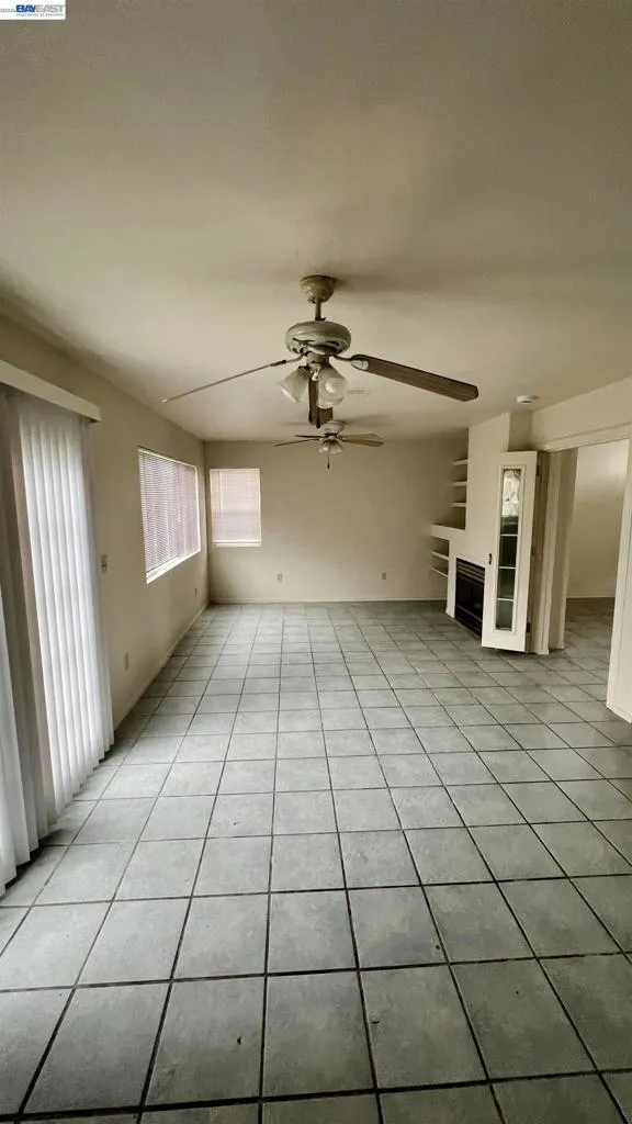 2149 Stormy Creek Ct Stockton, CA 95206