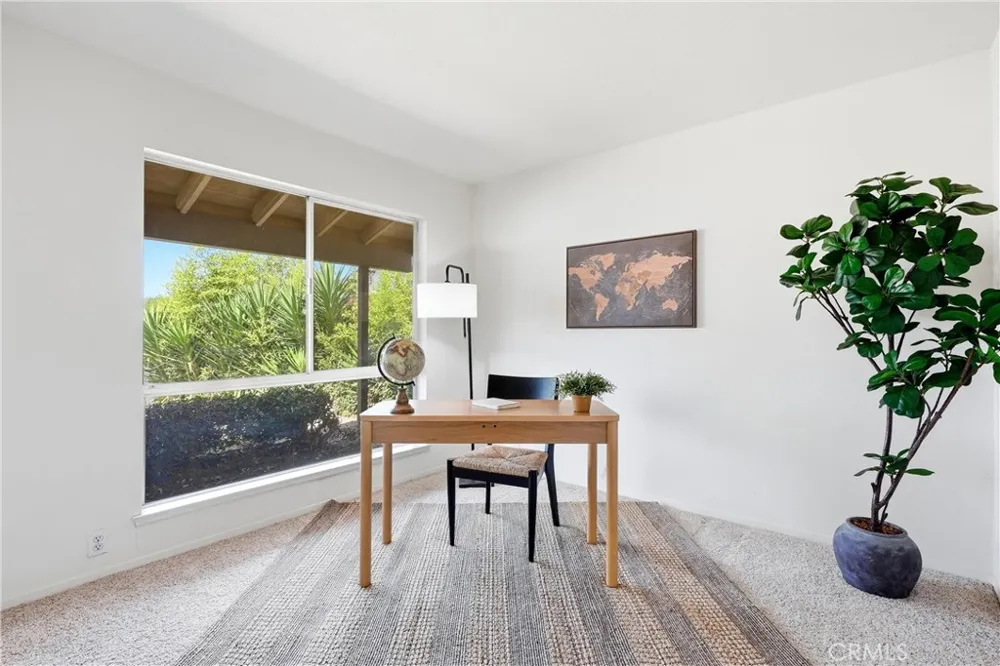 17372 Mira Loma Circle Huntington Beach, CA 92647