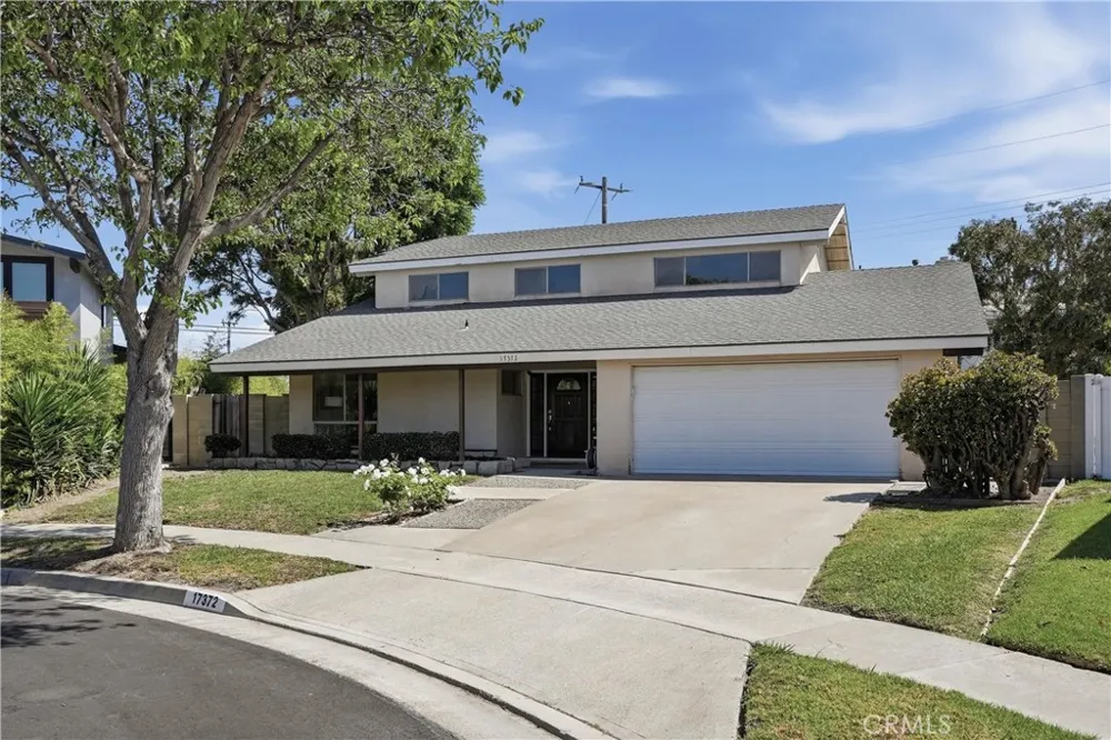 17372 Mira Loma Circle Huntington Beach, CA 92647