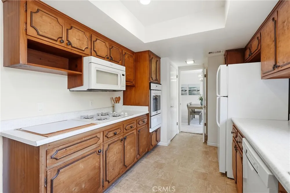 17372 Mira Loma Circle Huntington Beach, CA 92647
