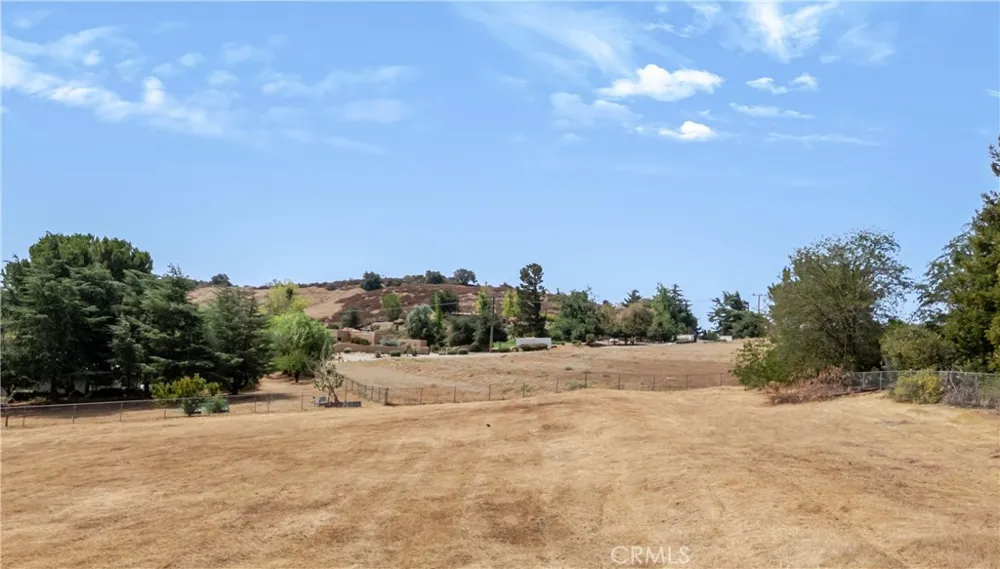 42935 Wingate Banning, CA 92220