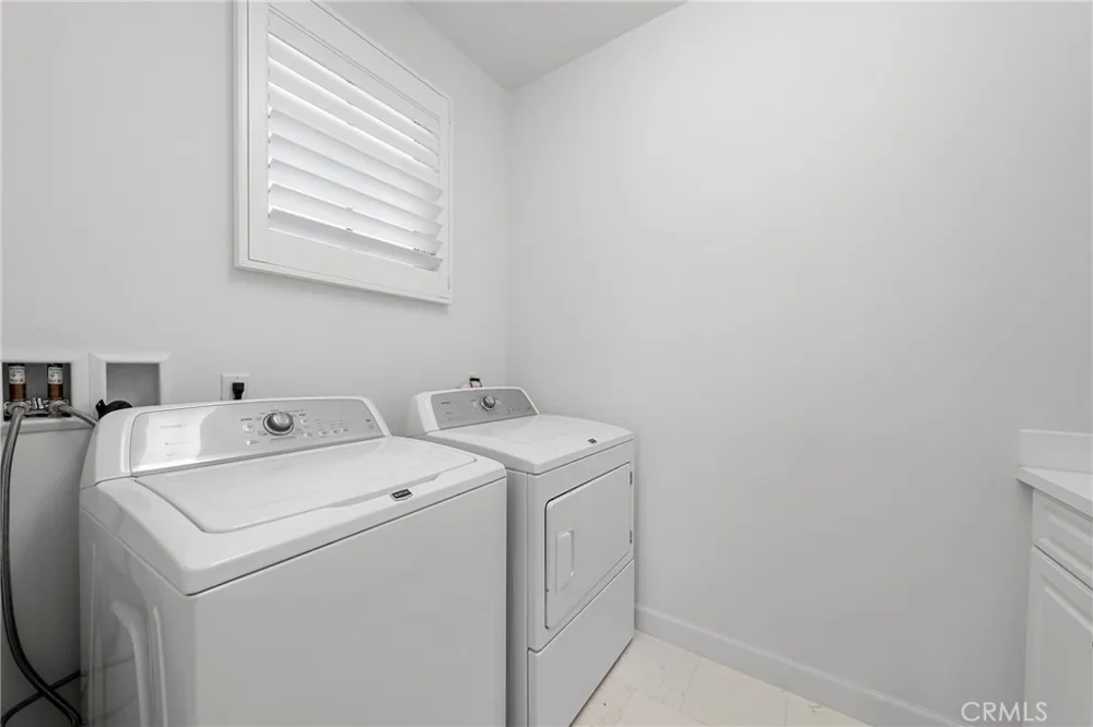 45 Triana Irvine, CA 92618