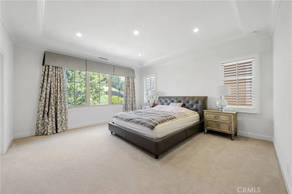 45 Triana Irvine, CA 92618