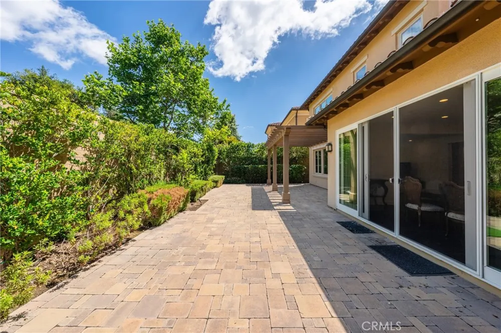45 Triana Irvine, CA 92618