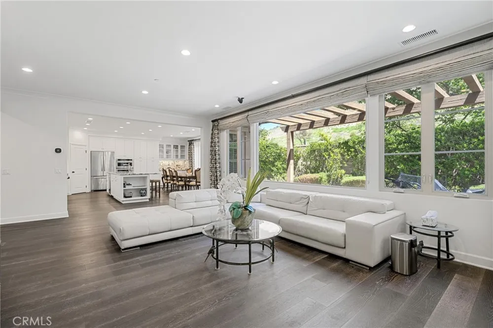 45 Triana Irvine, CA 92618