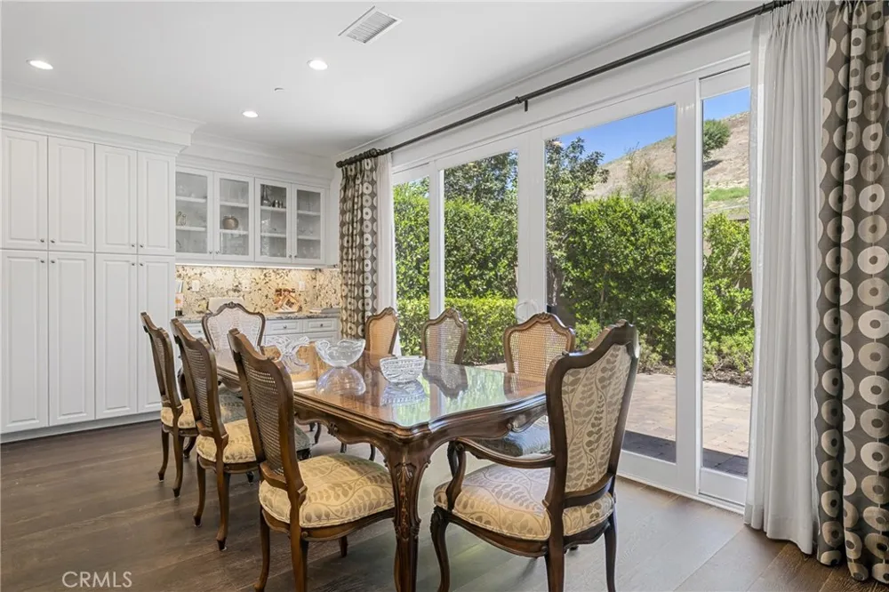 45 Triana Irvine, CA 92618