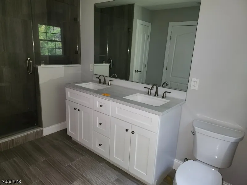 65 Halina Ln Butler, NJ 07405