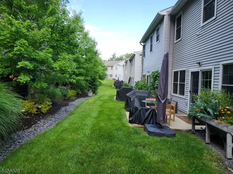 65 Halina Ln Butler, NJ 07405