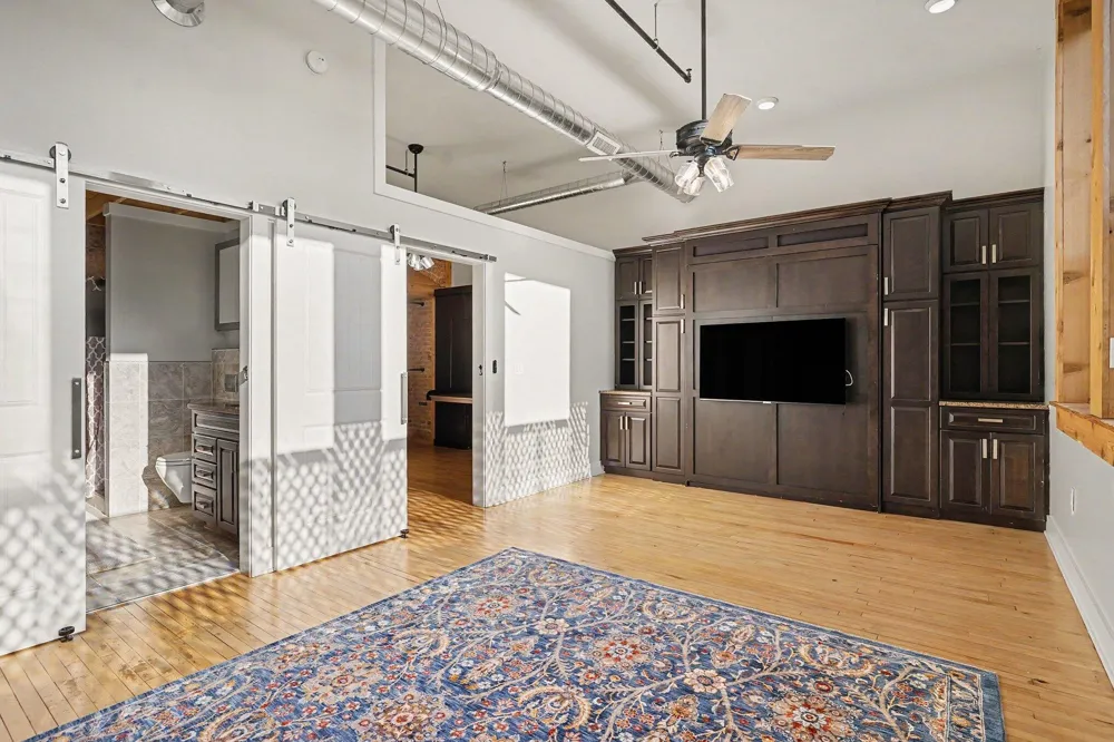 460 Broadway Street #205 South Haven, MI 49090