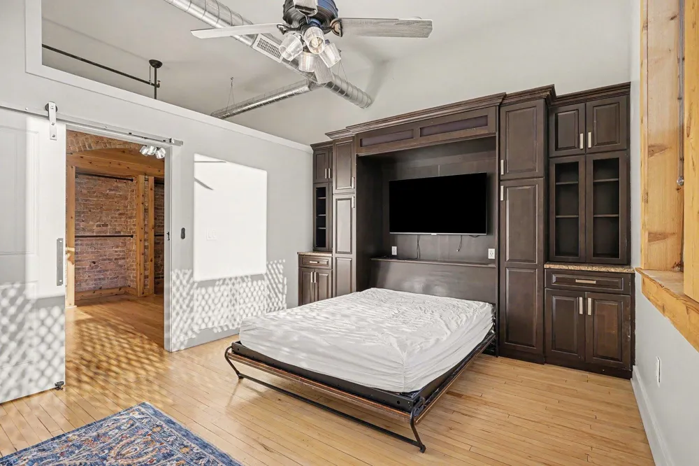 460 Broadway Street #205 South Haven, MI 49090
