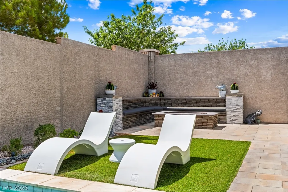 10587 Skye Paseo Avenue Las Vegas, NV 89166