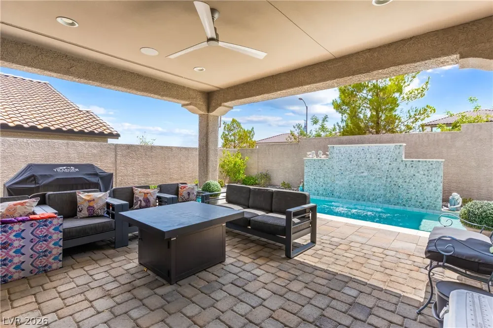 10587 Skye Paseo Avenue Las Vegas, NV 89166