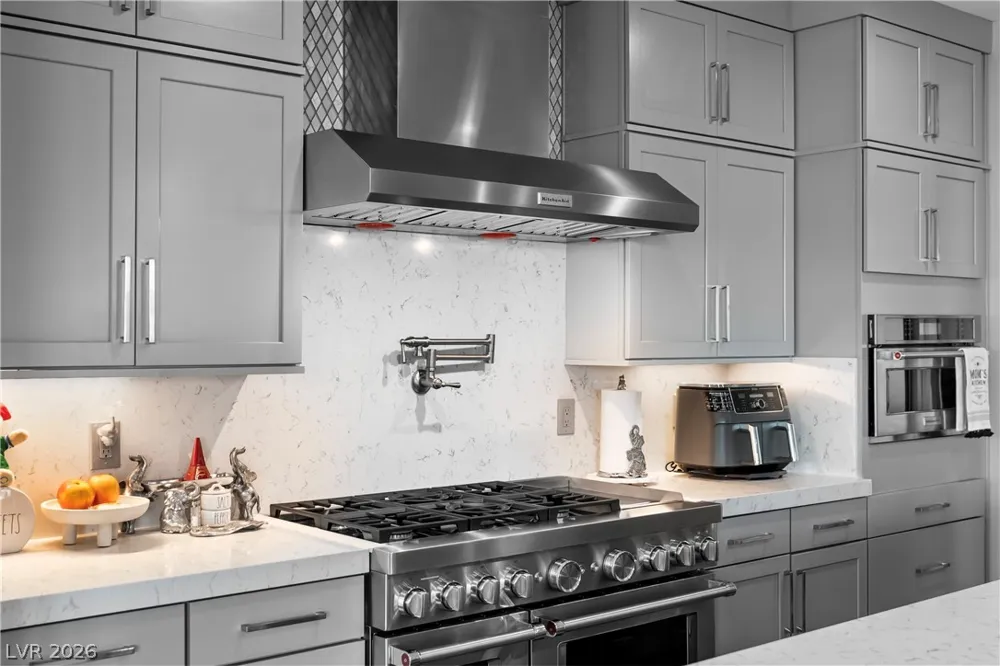 10587 Skye Paseo Avenue Las Vegas, NV 89166