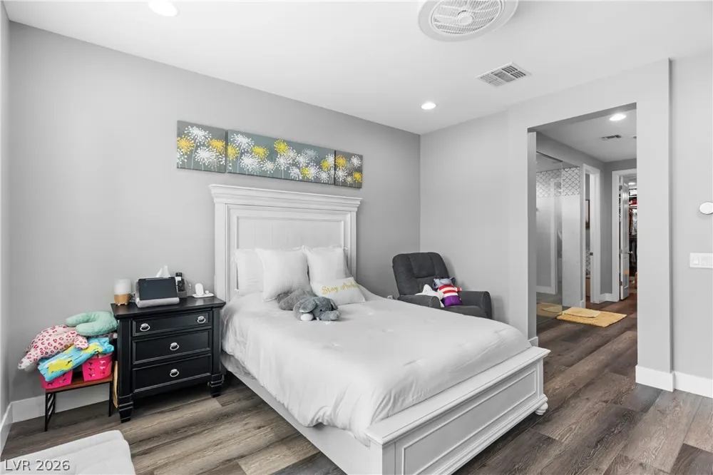 10587 Skye Paseo Avenue Las Vegas, NV 89166