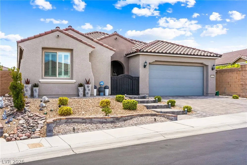 10587 Skye Paseo Avenue Las Vegas, NV 89166