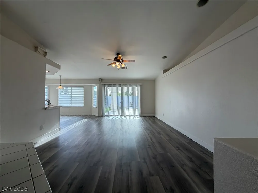 3900 Diamond Ridge Street Las Vegas, NV 89129