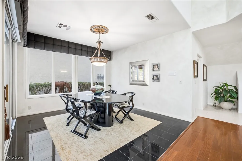 8271 Turtle Creek Circle Las Vegas, NV 89113