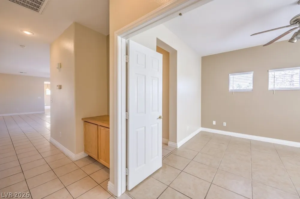 10540 Allthorn Avenue Las Vegas, NV 89144