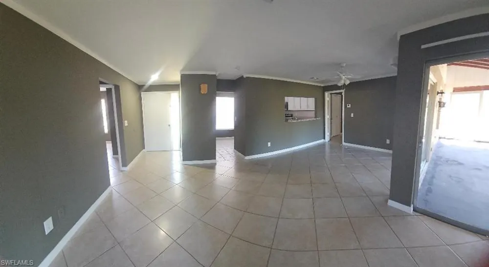 4126 SE 2nd Avenue Cape Coral, FL 33904