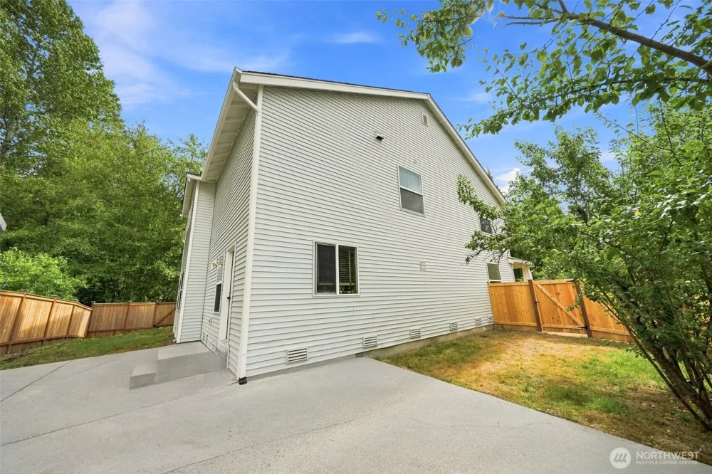 20003 Ramblewood Road Monroe, WA 98272